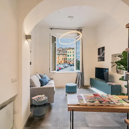 - Stylish Loft Near Piazza Del Campo!